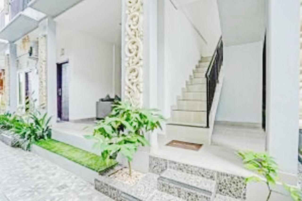 Bali Dd Homestay Seminyak Esterno foto