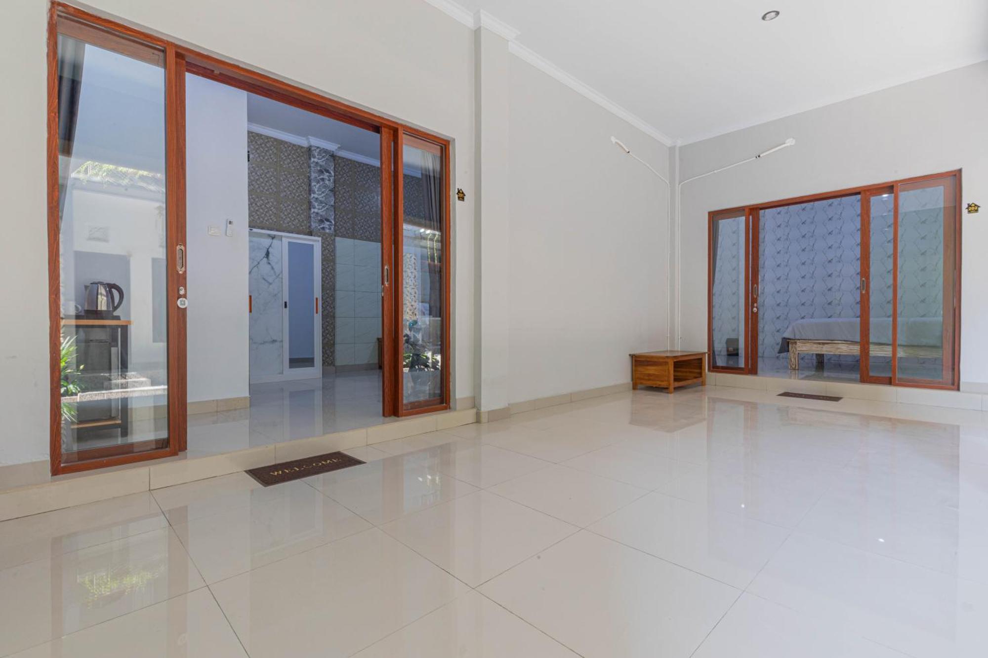 Bali Dd Homestay Seminyak Esterno foto