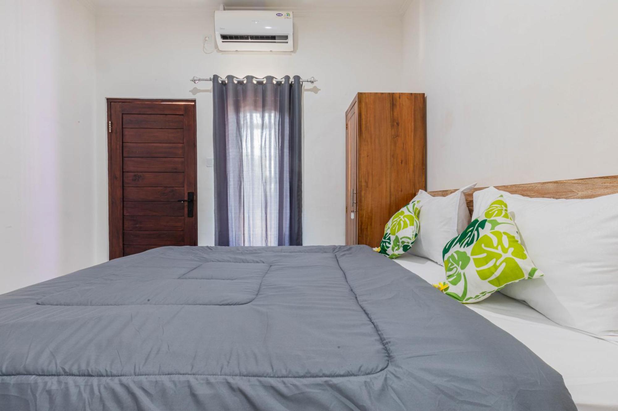 Bali Dd Homestay Seminyak Esterno foto